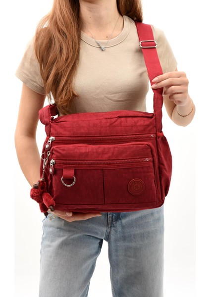 Çapraz Askılı Ultra Hafif Çok Cepli Kadın Omuz Çantası Kırmızı (Model: 571-6D)