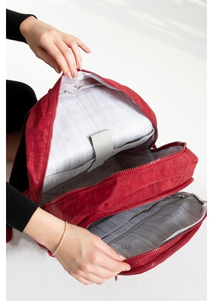 Ultra Hafif Çok Cepli Su Geçirmez Sırt Çantası Unisex Kırmzı (Model: 571-2G) fırsatları