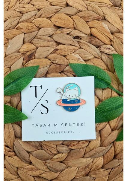 Rozet Metal Broş Yaka Okul Çantası Kıyafet Şapka Takı Aksesuar Kedi Astronot Gezegen Dunya Rosette