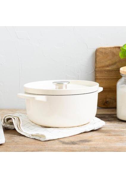 Döküm Demir Tencere Krem 22 cm - 3.3 L