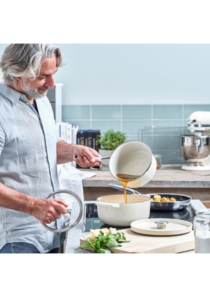 Döküm Demir Tencere Krem 22 cm - 3.3 L