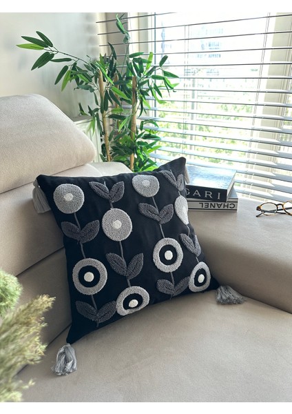 Punch Nakışlı Kırlent Kılıfı