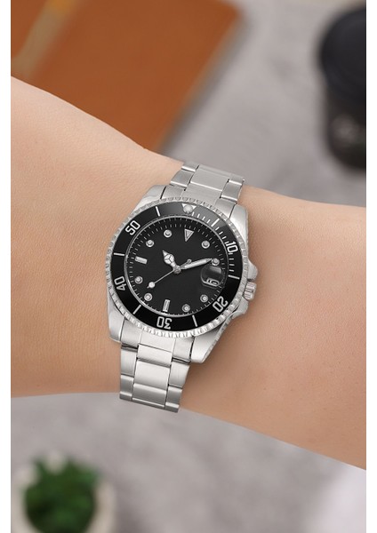 Takvim Göstergeli Zamansız Tasarım Metal Kadın Kol Saati