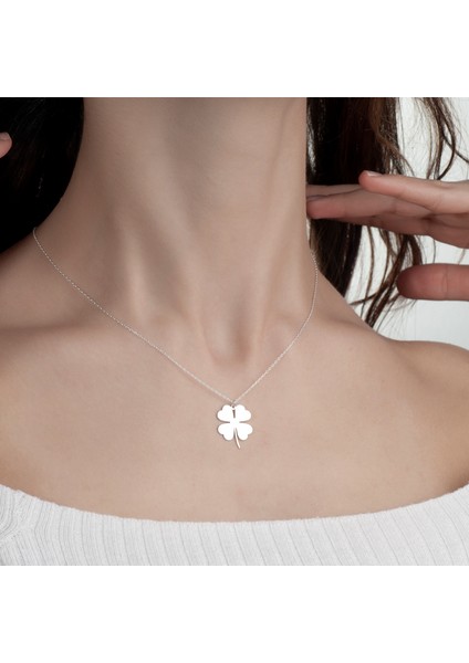 Kadın Gümüş Kolye Yonca Gümüş Kolye ,925 Ayar Gümüş Kolye, Gümüş, Rose Gold, Altın Kaplama Kolye indirimleri