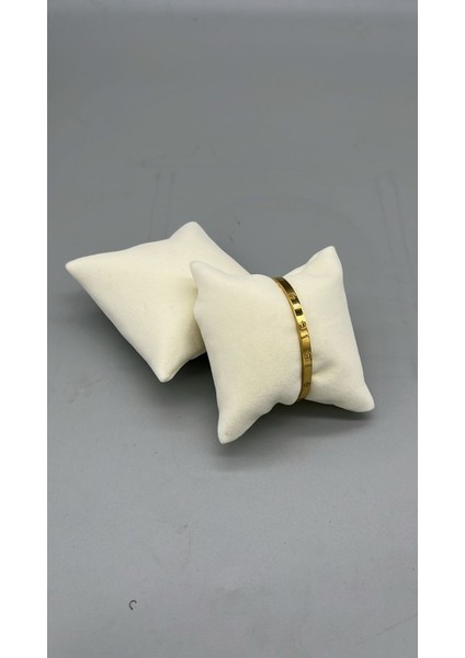 Yerli Üretim Süet Kumaş Krem Renk 5 Adet 8/8 cm Takı Yastığı