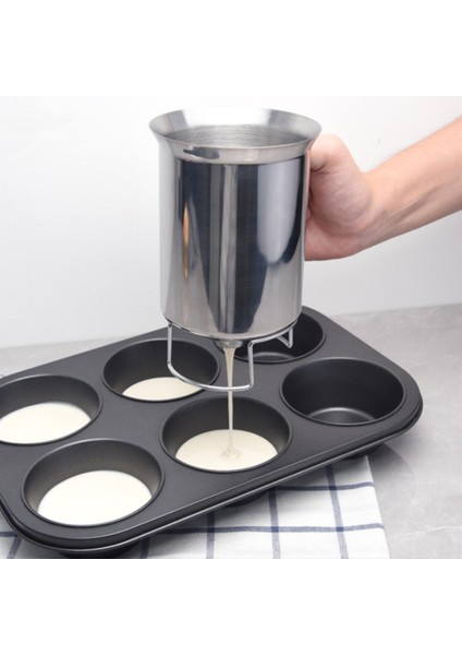 Gümüş Elde Tutulan Krep Hamuru Makinesi Paslanmaz Çelik Profesyonel Hamur Hunisi Mutfak Aleti, Waffle, Krep, Kek Için Uygun 900 ml (Yurt Dışından)