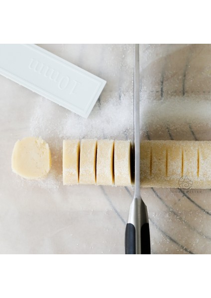 8 Parça Set Mutfak Kek Bisküvi Kalınlık Cetvelleri 8 Parça Plastik Sır Fondan Kurabiyeler Düzleştirici Pasta Hamuru Pürüzsüzleştirici Kek Dekorasyon Aleti (Yurt Dışından) indirimleri