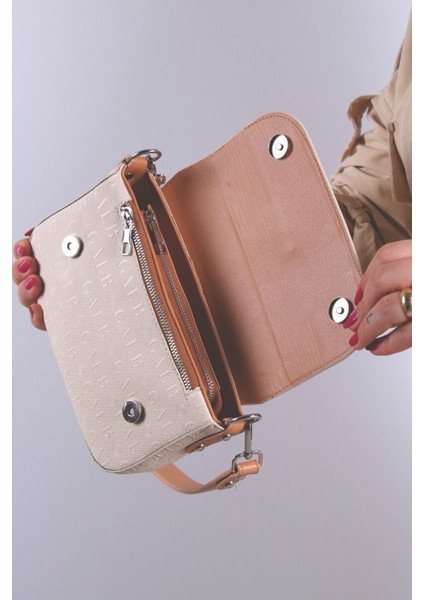 Günlük Kullanıma Uygun 5 Bölmeli Şık Kadın Omuz Çantası 23CM-14CM GLB4090