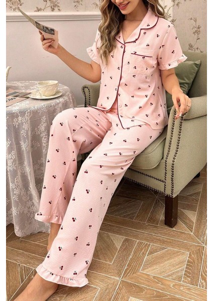 Kiraz Desenli Düğmeli Bebe Yaka Uzun Pijama Takımı fiyatları