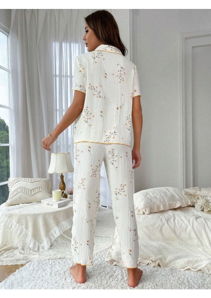 Çiçek Baskılı Cep Detaylı Düğmeli Günlük Pijama Takımı fırsatları