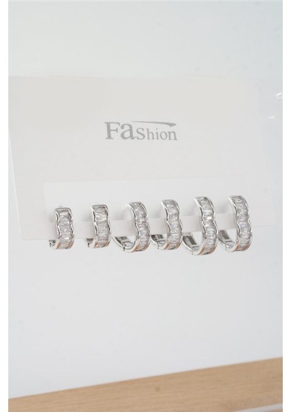 Kadın Vip Seri Baget Zirkon Taşlı 3 Boy Kalp Model 6'lı Küpe Seti