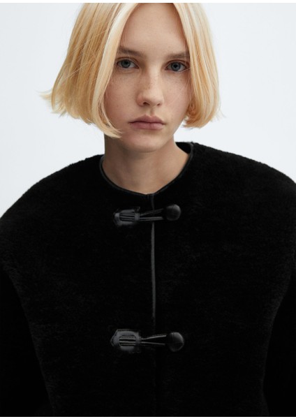 Aplikeli Kürk Görünümlü Palto modelleri