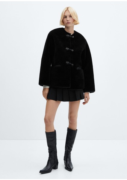 Aplikeli Kürk Görünümlü Palto fiyatları