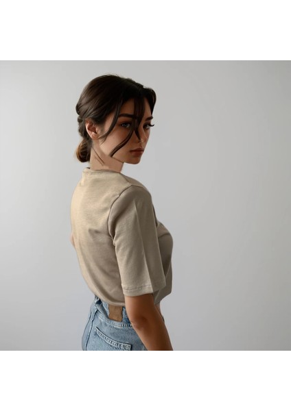 Bej Omzu Vatkalı Kadın T-Shirt, Pamuklu Penye fiyatları
