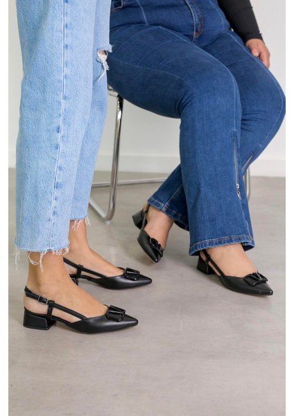 Kr7059 Model Yeni Sezon 3 Cm Topuklu Tokalı Topuklu Ayakakbı Sıyah modelleri