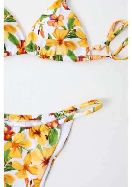 Kadın Oranj Çiçek Desenli Astarlı Ip Bağlamalı Üçgen Bikini Takım HZL24S-LC2231 modelleri