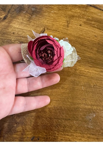 Kırmızı Çiçekli Tasarım Kadın Broş Yaka Iğnesi fiyatları