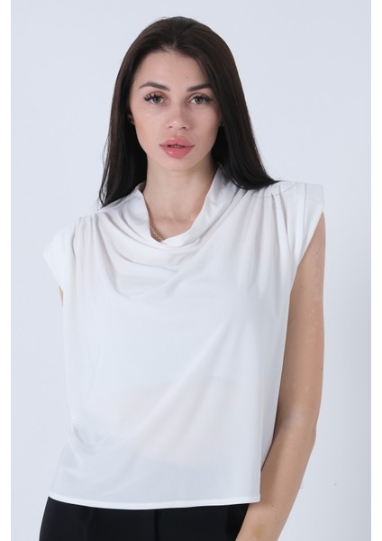Ekru Vatkalı Sıfır Kol Bluz 4202720.147