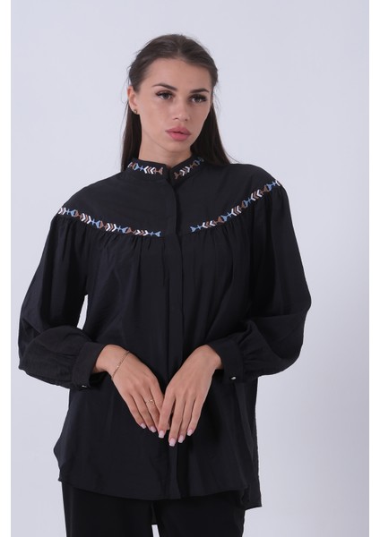 Siyah Motif Desenli Hakim Yaka Gömlek 0806248.01 modelleri