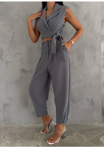 Kadın Örme Krep Kumaş Çizgi Desenli Kuşak Detaylı Ceket ve Pantolon Takım fırsatları