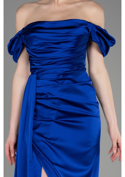 Kayık Yaka Kuyruklu Uzun Saten Abiye ABU1606 modelleri