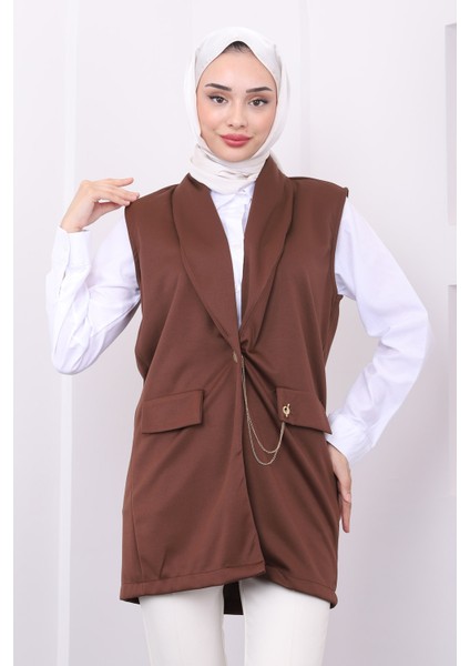 Kahverengi Zincir Detaylı Yelek