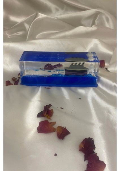Batmayan Gemi Titanik Akvaryum Içinde Lüks lik 14x5x4 Cm modelleri
