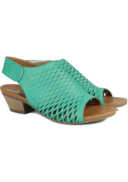 112869 675 Kadın Mint Deri Büyük & Küçük Numara Sandalet fiyatları