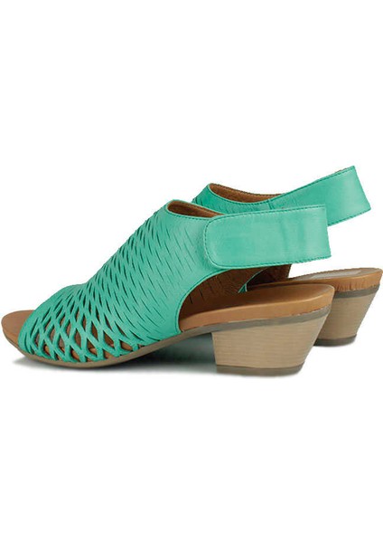112869 675 Kadın Mint Deri Büyük & Küçük Numara Sandalet modelleri