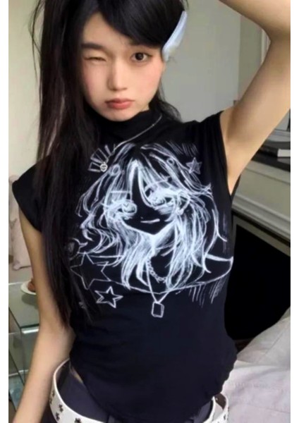 Siyah Anime Girl Kolsuz Crop T-Shirt