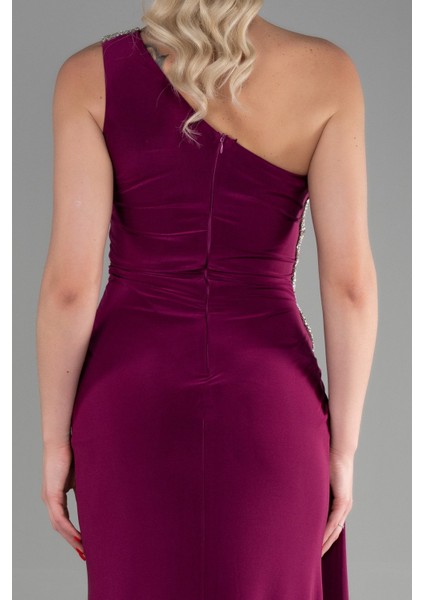 Taşlı Tek Omuz Bacak Dekolteli Uzun Abiye ABU2964 fırsatları