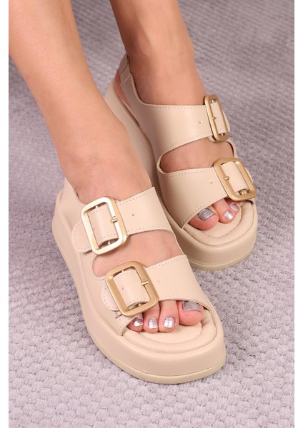 Suins Greta Model Kadın Toka Detaylı Lastikli Sandalet modelleri