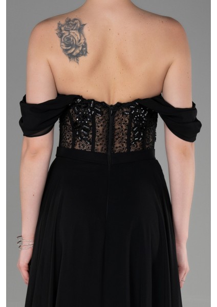 Işlemeli Kayık Yaka Yırtmaçlı Uzun Şifon Abiye ABU3310 fırsatları