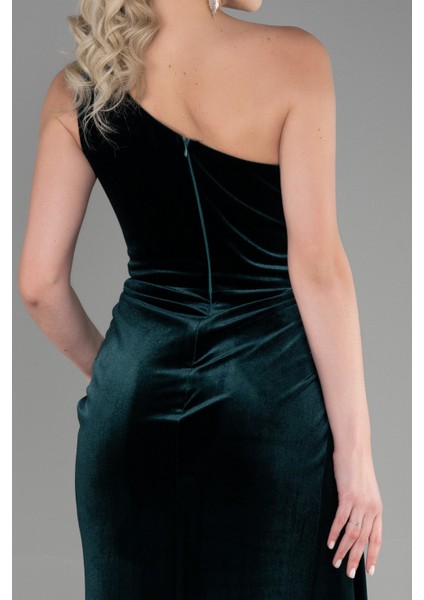 Tek Omuz Bacak Dekolteli Uzun Kadife Abiye ABU3365 fırsatları