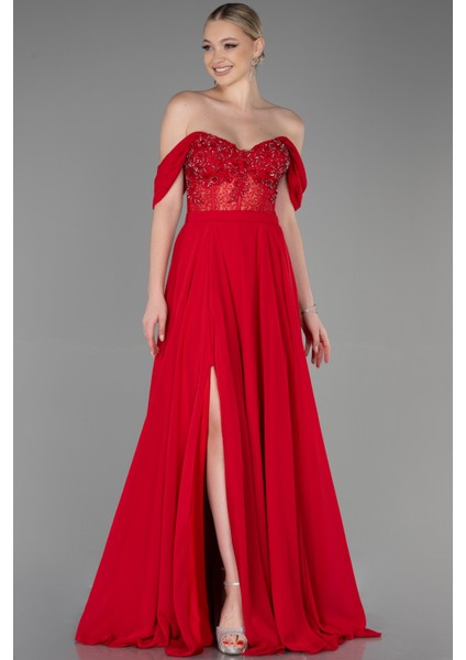 Işlemeli Kayık Yaka Yırtmaçlı Uzun Şifon Abiye ABU3310