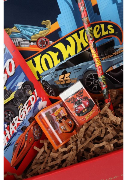 Dekomus Özel Kutulu Yeni Sezon Lisanslı Hot Wheels Kırtasiye Seti modelleri