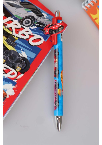 Yeni Sezon Lisanslı Hot Wheels Spırallı A6 Çizgili Not Defteri / Bloknot ve 0.7 Versatil Uçlu Kalem 2'lisi modelleri