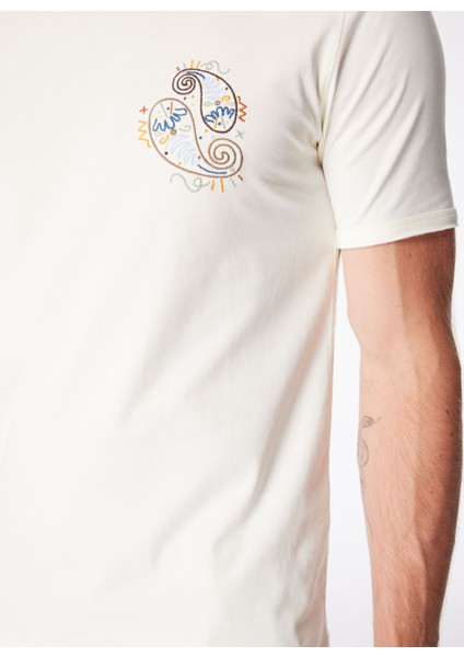 Bisiklet Yaka Işlemeli Kırık Beyaz Erkek T-Shirt TE2718SS T-Shirtkırık Beyaz fırsatları