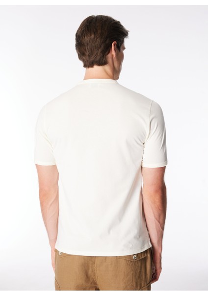 Bisiklet Yaka Işlemeli Kırık Beyaz Erkek T-Shirt TE2718SS T-Shirtkırık Beyaz indirimleri