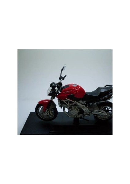 Aprilia Shiver 750 Kırmızı, Welly Motosiklet Modeli 1:18