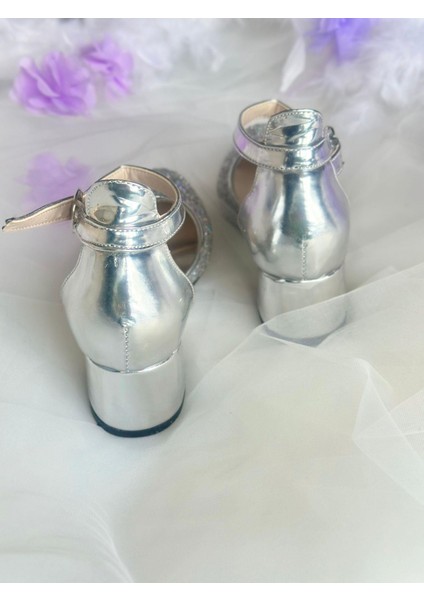 Gala Arkası Düz Önü Simli Topuklu Çocuk Ayk