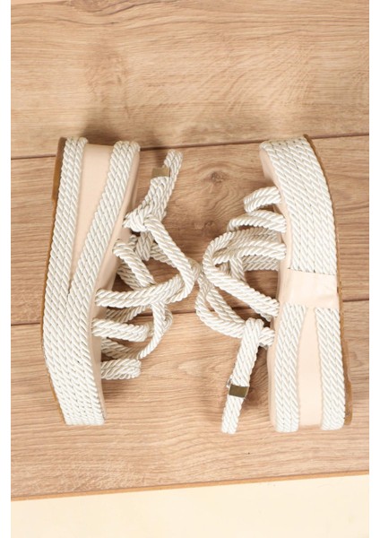 Parmak Arası Halat Ipli Sandalet Krem modelleri