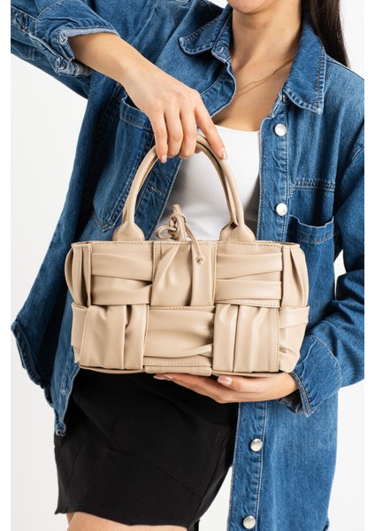 Bottega Veneta Model El Örgüsü Özel Aksesuarlı Premium Kadın Omuz Çantası