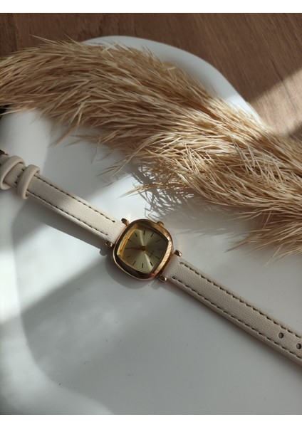 Bs Stıll Minimal Vintage Kadın Kol Saati Retro Quartz Deri Kordon 1 Adet Içi Sarı