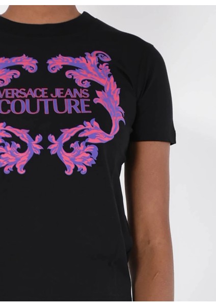 Versace Jeans Couture Yuvarlak Yaka Baskılı Siyah Kadın T-Shirt 76HAHG02