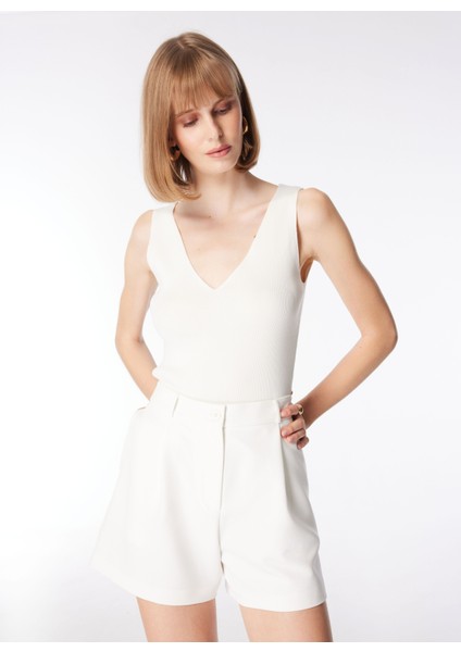 V Yaka Düz Beyaz Kadın Bluz F4SL-BLZ W33 modelleri