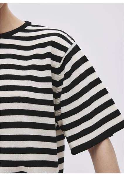 Bisiklet Yaka Çizgili Siyah Kadın Bluz Siyah Çizgili Kısa Kollu Triko Bluz modelleri
