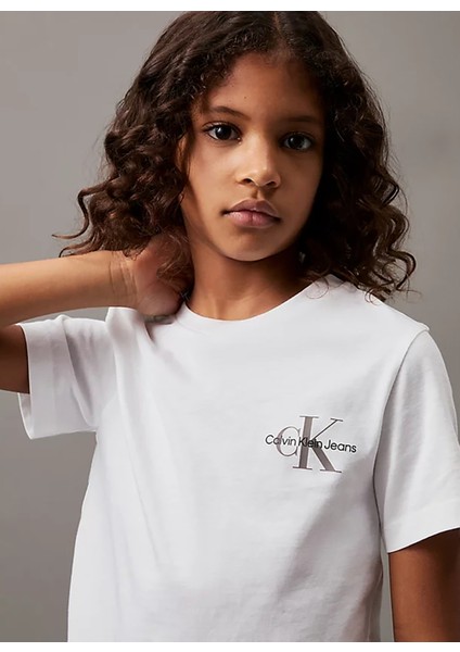 Baskılı Beyaz Erkek Çocuk T-Shirt IU0IU00624YAF modelleri