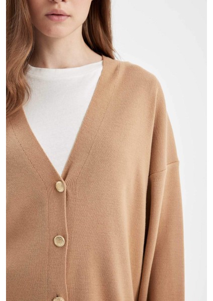 Relax Fit V Yaka Basic Düz Düğmeli Triko Hırka C5282AX24AU indirimleri