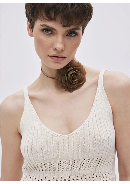 V Yaka Ajurlu Ekru Kadın Bluz Ekru Ajurlu V Yaka Askılı Triko Blu fiyatları